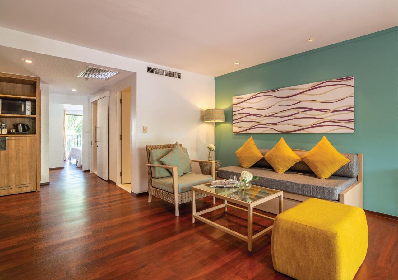 Radisson Resort And Suites Phuket Kamala Beach Exterior foto