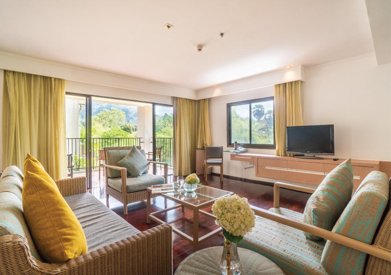 Radisson Resort And Suites Phuket Kamala Beach Exterior foto