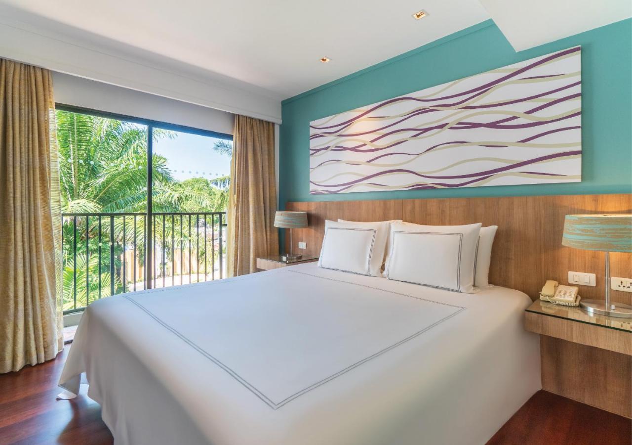 Radisson Resort And Suites Phuket Kamala Beach Exterior foto