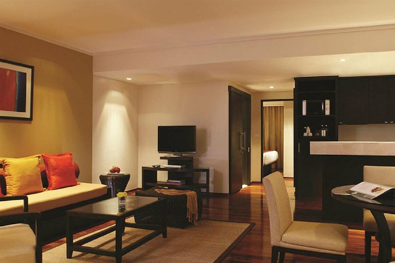 Radisson Resort And Suites Phuket Kamala Beach Exterior foto